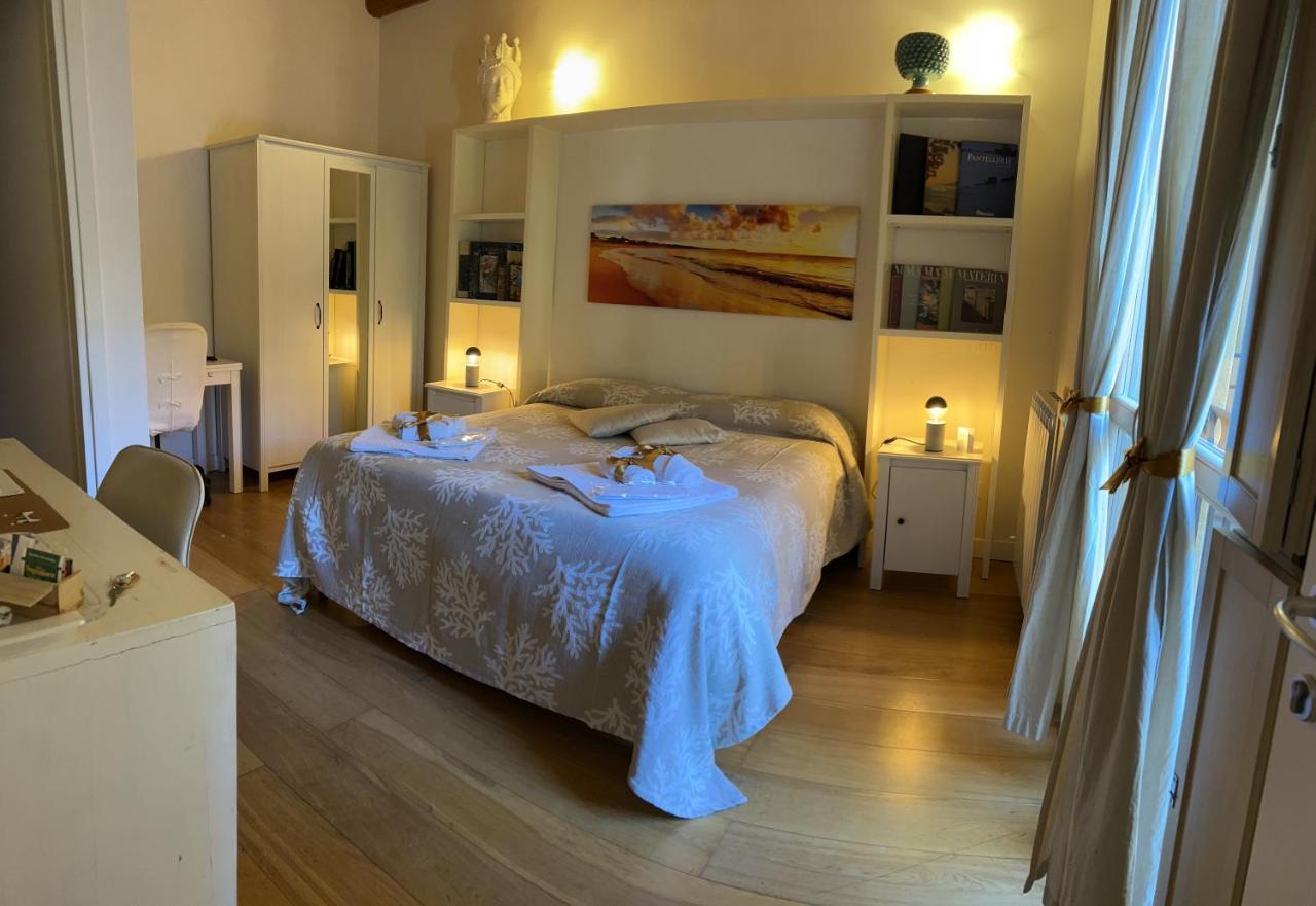 Khalisah Bed & Breakfast ปาแลร์โม ภายนอก รูปภาพ