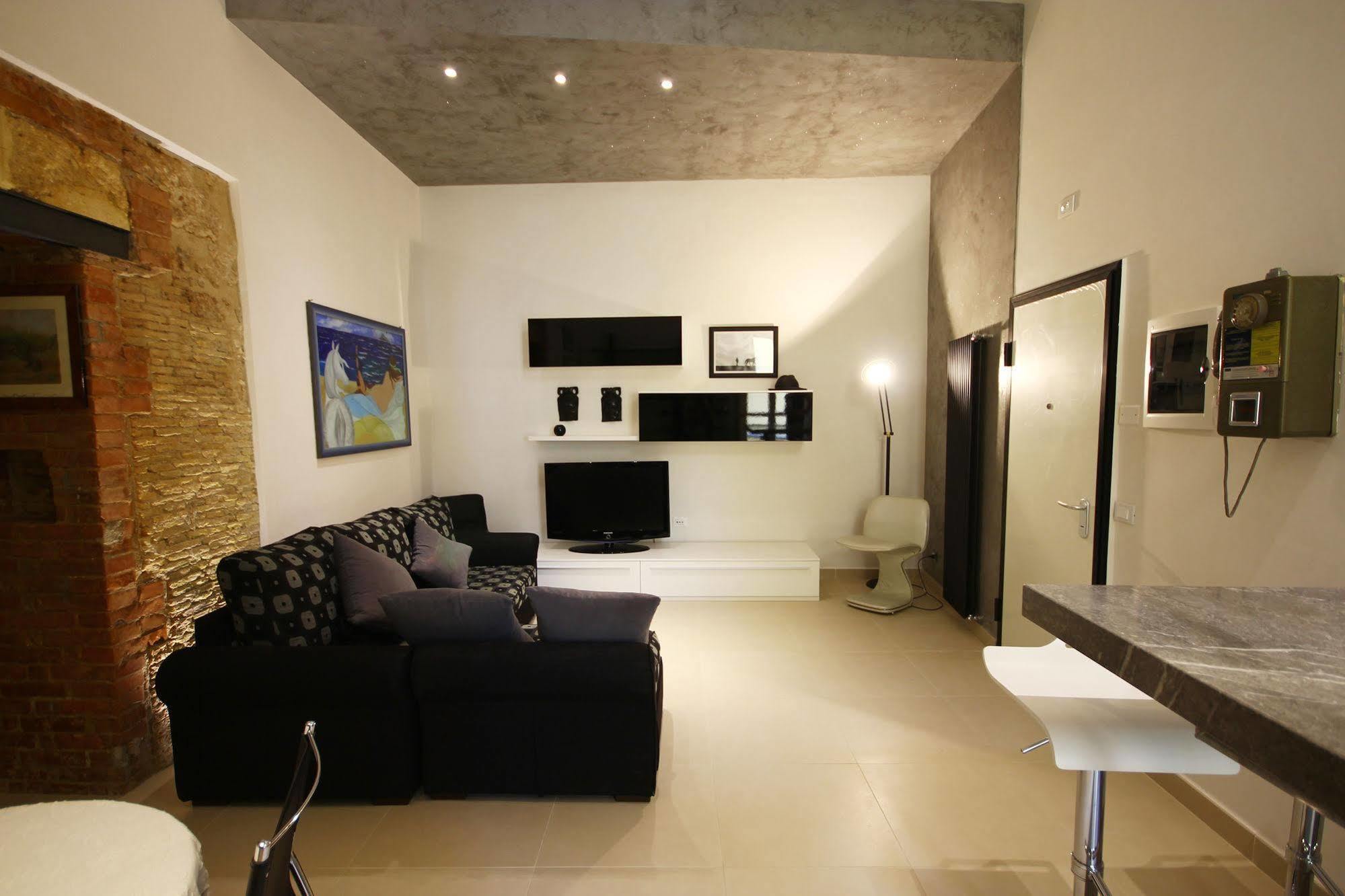 Khalisah Bed & Breakfast ปาแลร์โม ภายนอก รูปภาพ